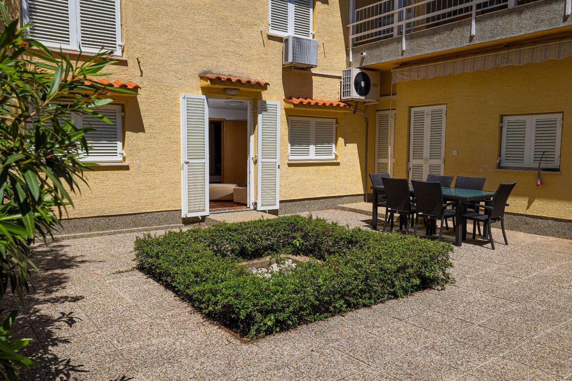 Apartments Casa Mia Dramalj Esterno foto